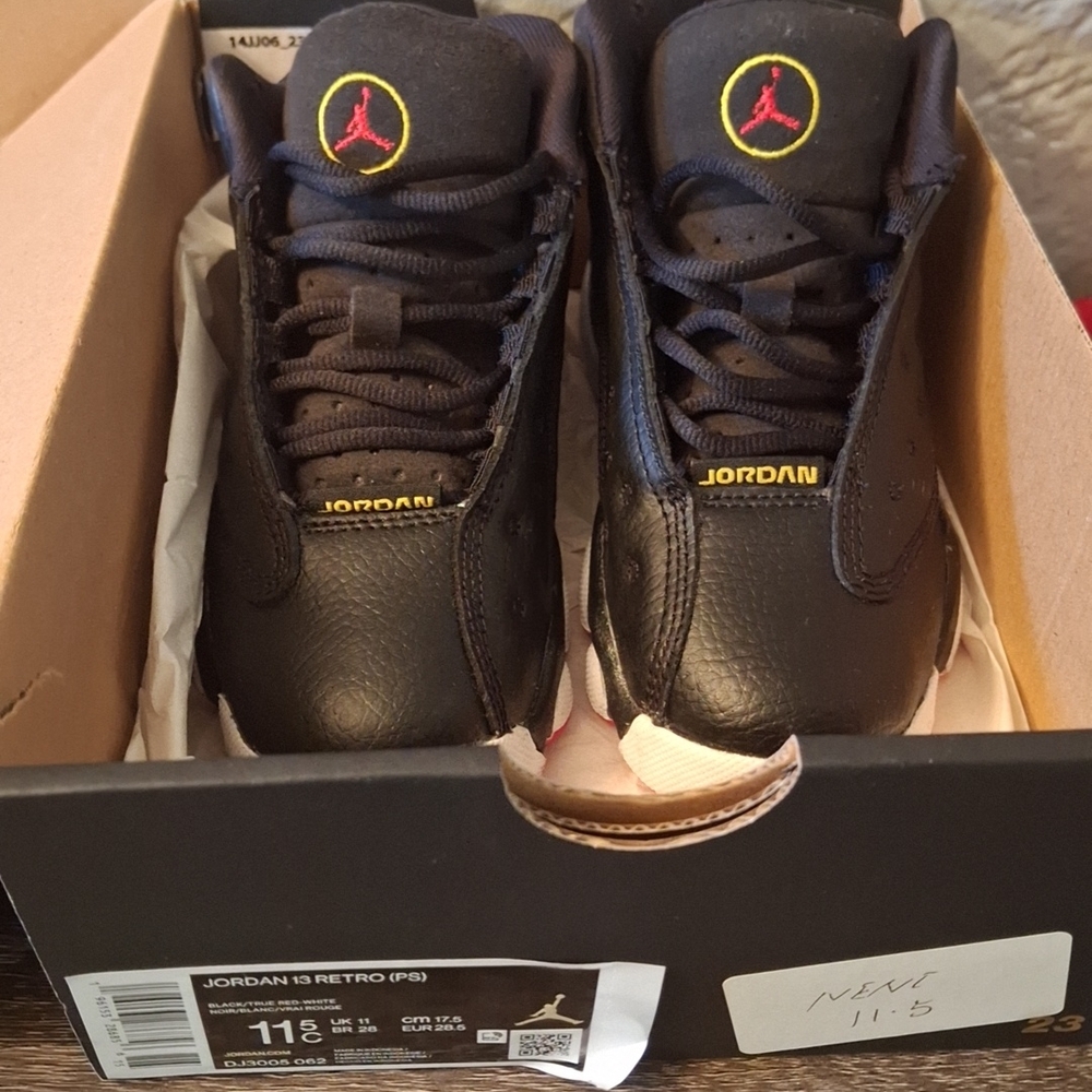 Jordan 13 Retro Black Sneakers